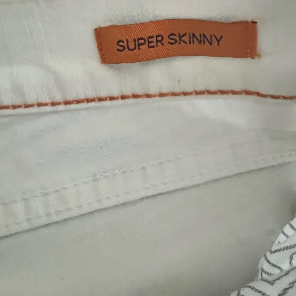 Tory Burch white super skinny Denim Jeans